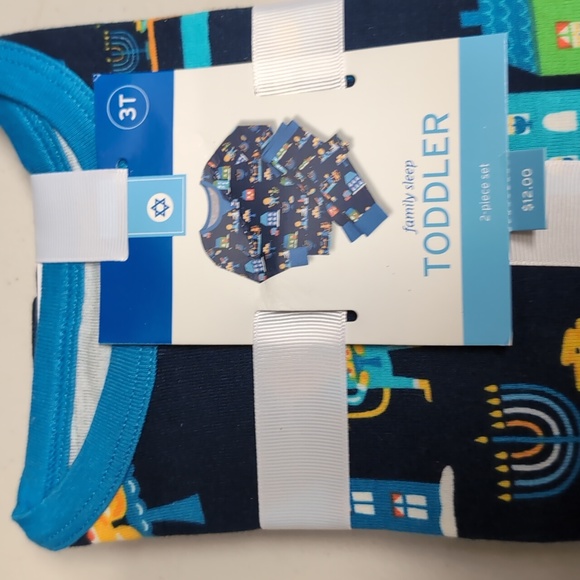 Kid's pj's - Picture 3 of 3